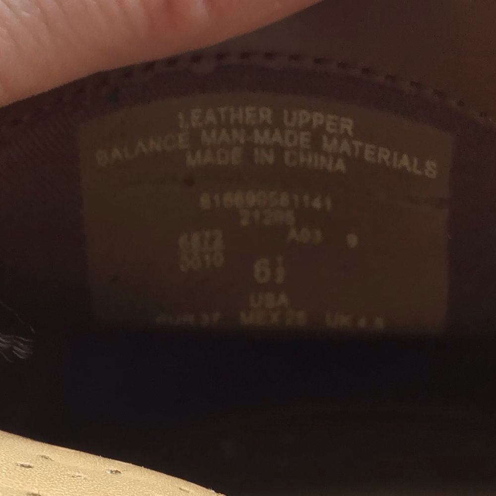 Like New Thom McAn Chestnut Leather Slip-On Loafers - Picture 6 of 6